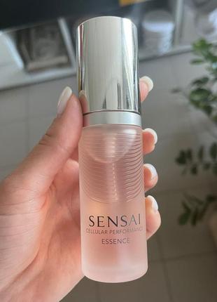 Антивозрастная эссенция - sensai cellular performance essence1 фото