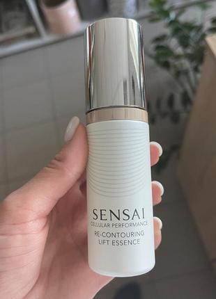 Антивікова есенція kanebo sensai cellular performance re-contouring lift essence