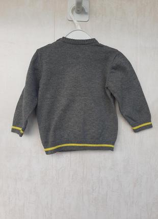 Тоненький свитер на малыша2 фото