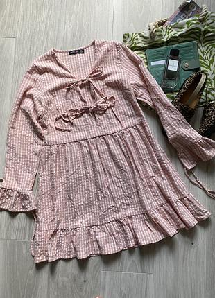 Котоновое платье в клетку nasty gal