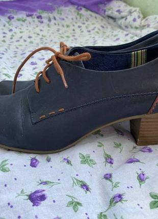 Marc art of walking фірмові брендові жіночі сині шкіряні з натуральної шкіри туфлі на каблуку броги на шнурівці2 фото