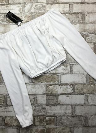 Нереально стильная белая блуза с открытыми плечами в рубчик со шнуровкой3 фото
