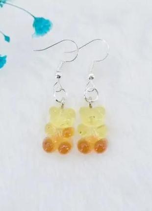 Мишки сережки, цвет коричневый + желтый - размер мишки 1,6*1см, смола