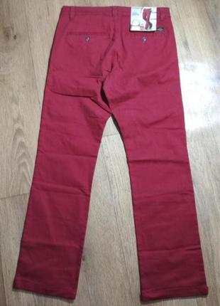 Крутые котоновые брюки чиносы бордового цвета livergy, р. 50. замеры на фото.5 фото