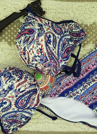 Красивий жіночий купальник👙