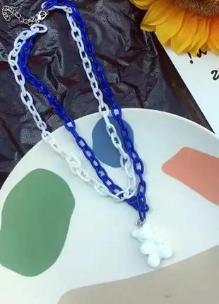 Подвеска мишка, белый + синий - длина 40см, мишка 2,6см, смола, пластик