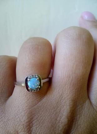 Серебряное кольцо с натуральным индонезийским голубым опалом4 фото
