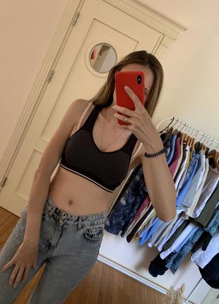 Спортивний топ