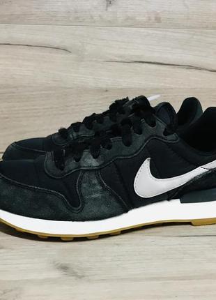 Кроссовки nike internationalist  оригинал7 фото