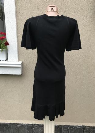 Чёрное,трикотажное платье по низу плиссе,вискоза, karen millen2 фото