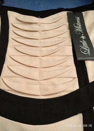 Красивое приталенное платье 2