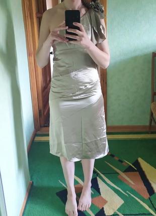 Атласна сукня