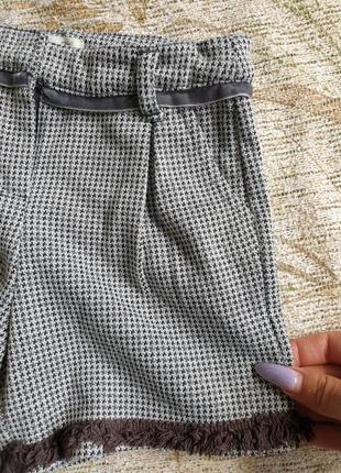 Брендові, стильні шорти з кишенями гусяча лапка на дівчинку5 фото