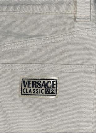 Белые классические джинсы,высокая посадка,versace classic v27 фото