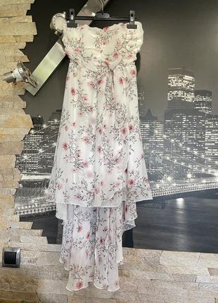 Дуже гарна сукня плаття colloseum