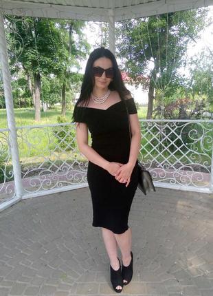 Сукня міді , чорна