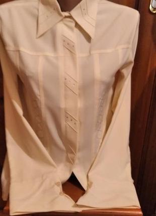 Блуза жіноча