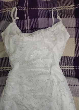 Крутезна сукня зі стразами, плаття