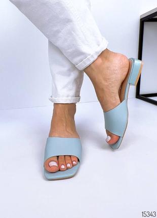 Шлепанцы шлепки женские на квадратном каблуке широком низкий ход классика