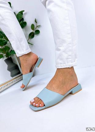 Шлепанцы шлепки женские на квадратном каблуке широком низкий ход классика