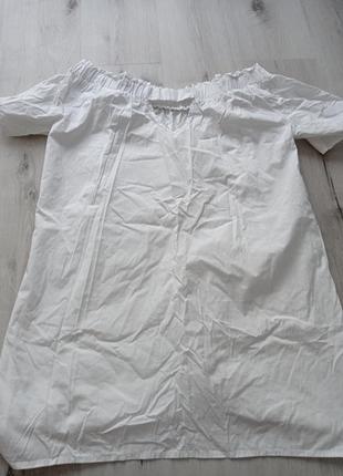 Сукня біла з відкритими плечами5 фото