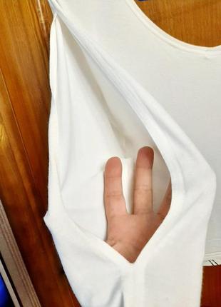 Трикотажна Блуза з віскози біла р38 з рукавом і вишивкою3 фото