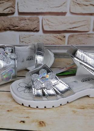 Летние босоножки для девочек