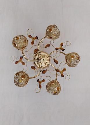 Люстра с ажурными металлическими плафонами на 5 ламп