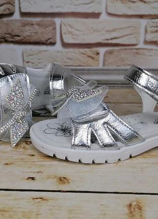 Летние босоножки для девочек