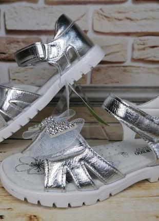 Летние босоножки для девочек 4