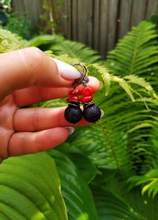 Сережки лава корал