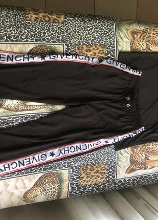 Спортивный костюм из гладкой скользящей ткани givenchy