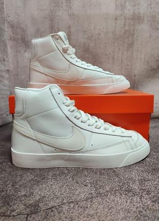 Женские кроссовки nike blazer mid 77 full white(рефлективный логотип)2 фото