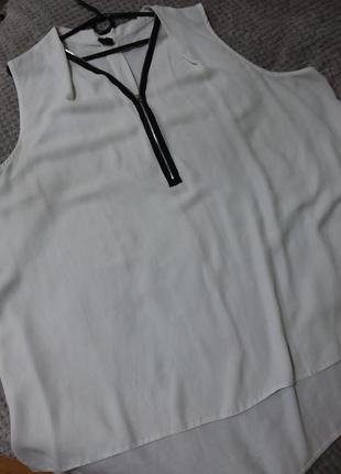 Белая блуза без рукавов большого 26 размера