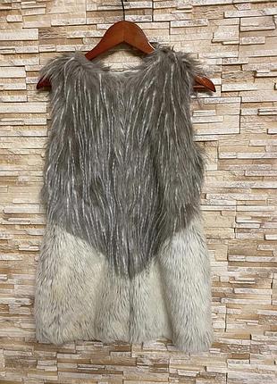 Шикарна жилетка river island