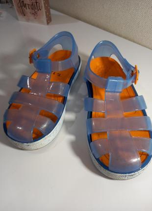 Фірмові дитячі сандалі аквашузы tu2 фото