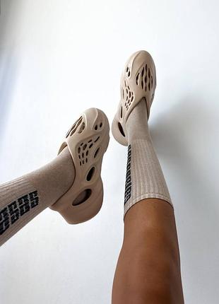 Шлёпанцы 8