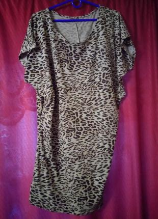 💞👗летнее леопардовое платье-футболка  с открытым плечом 8/10.распродажа.3 фото