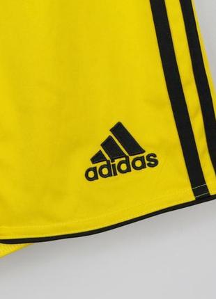 Яркие спортивные шорты adidas2 фото