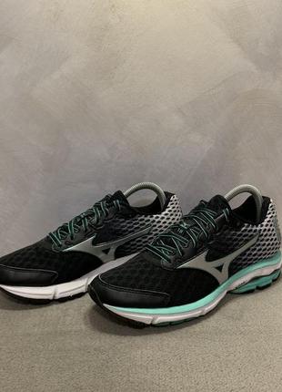 Mizuno 18 кроссовки3 фото