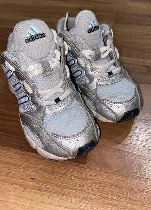 Кроссовки летние адидас оригинал