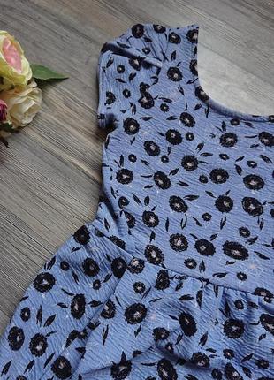 Красивое голубое платье в цветы фактурной ткани р.s/m4 фото