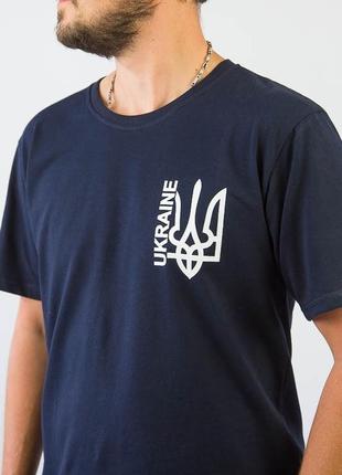 Футболка чоловіча з патріотичним малюнком україна
