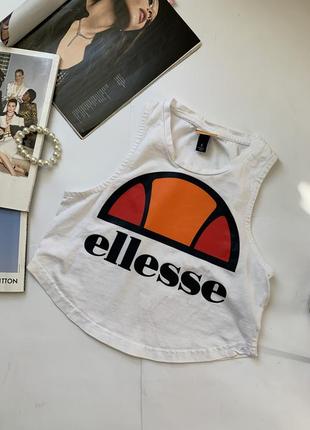 Топ ellesse