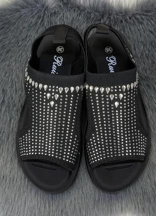 Женские текстильные босоножки сандалии черные со стразами3 фото