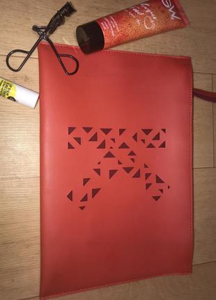Косметичка kenzo