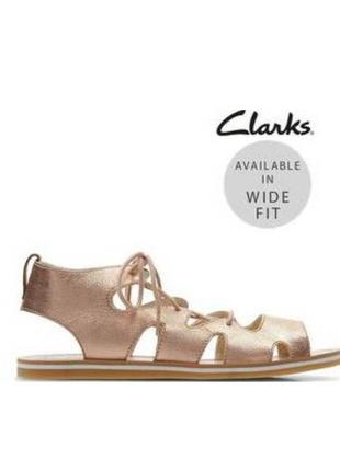 Современные кожаные сандалии clarks bronze р.35,5