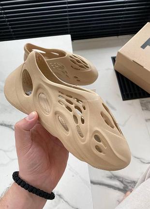 Жіночі adidas yeezy foam runner ochre beige