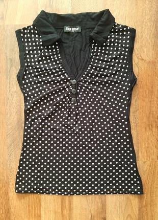 Красивая блуза в горох с коротким рукавом