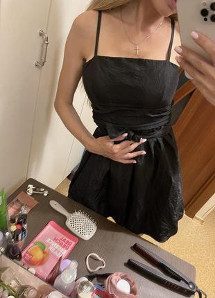 Маленьке чорне плаття10 фото